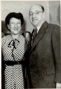 Sadie and Leon Roomberg October 19451.jpg